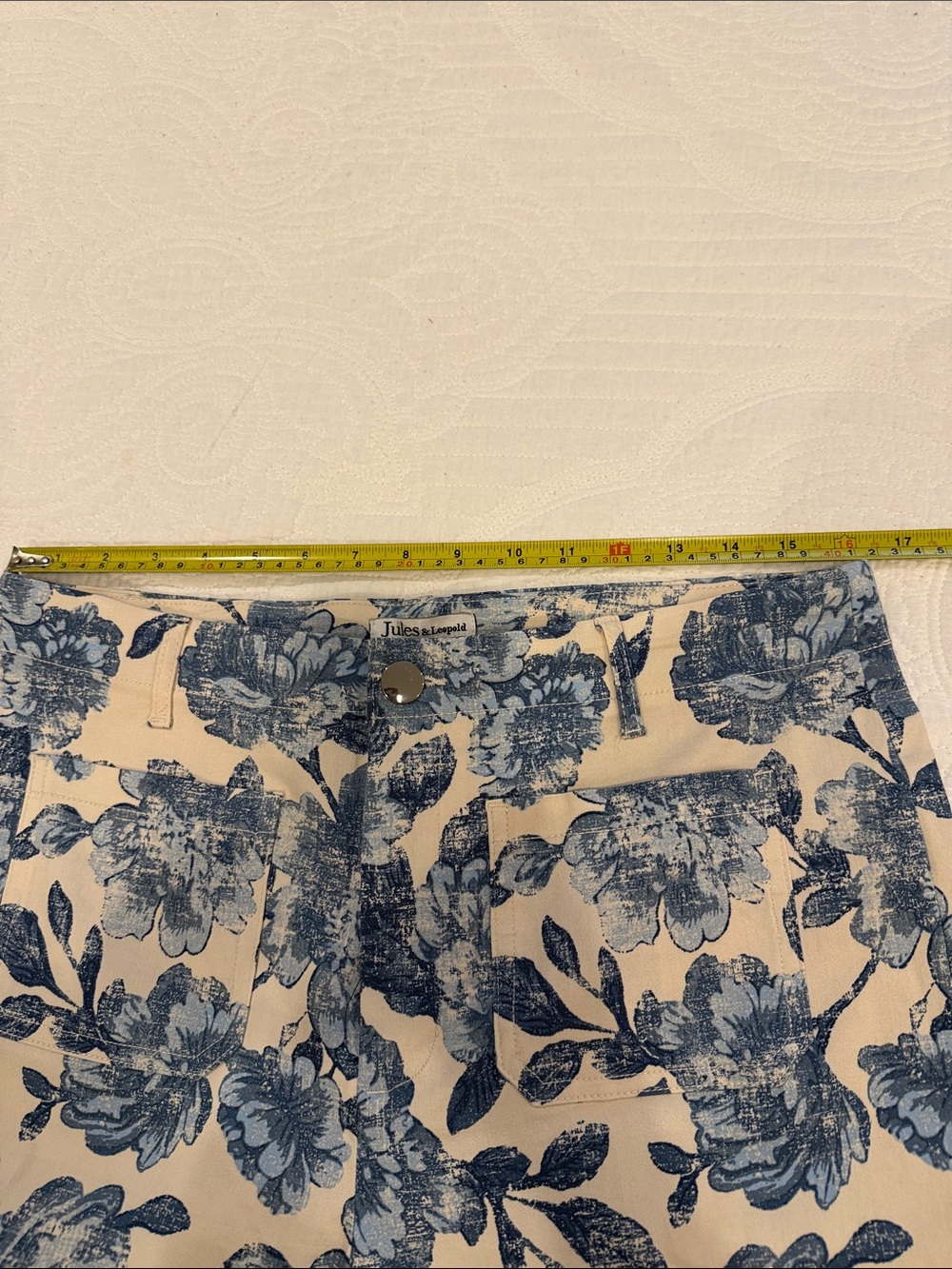 Jules & Leopold Cream Wide-Leg Pants with Blue Floral Print - Picture 7 of 7